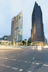 Germany, Berlin, high-rise buildings of Renzo Piano and Hans Kollhoff at Potsdam Square - MEM000365