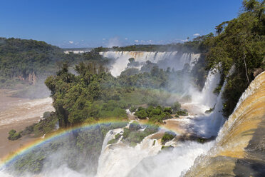 Südamerika, Argentinien, Parana, Iguazu-Nationalpark, Iguazu-Fälle, Regenbogen - FOF006639