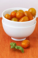 Bowl of cherry tomatoes - EVGF000781