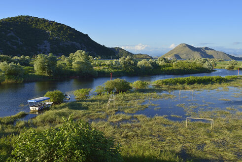 Montenegro, Crna Gora, Skutari, Hoher Wasserstand bei Virpazar, Nationalpark Skadar See - ES001302