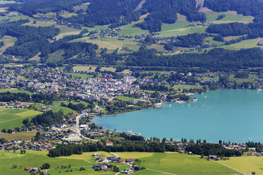 Austria, Upper Austria, Salzkammergut, Mondsee at Lake Mondsee - SIEF005729
