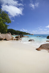 Seychelles, Praslin Island, View of the beach at Anse Lazio - KRPF000709