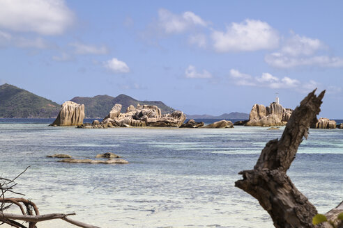 Seychellen, Insel La Digue, Strand - KRPF000734