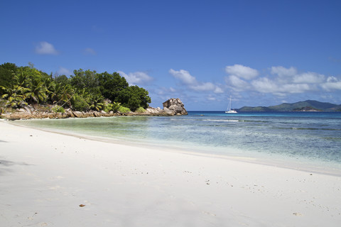 Seychellen, Blick auf den Strand Anse Severe auf der Insel La Digue, lizenzfreies Stockfoto