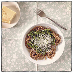 Dinkelspaghetti mit Spinat und grünen Bohnen - EVGF000811