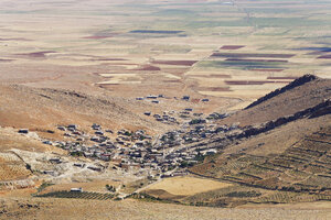 Turkey, Mesopotamian plain and village Eryeri near Mardin - SIEF005789