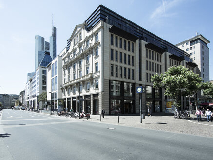 Deutschland, Hessen, Frankfurt, Gebäude am Goetheplatz und Rossmarkt - AMF002689