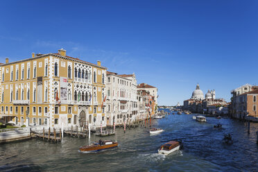 Italy, Veneto, Venice, Grand Canal, Palazzo Cavalli-Franchetti and Palazoo Barbaro left, Church Santa Maria della Salute in the background right - GWF003310