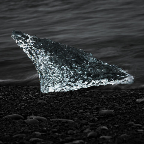 Insel, südlich von Island, Eis am schwarzen Strand, lizenzfreies Stockfoto