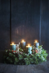 Advent wreath - HHF004845