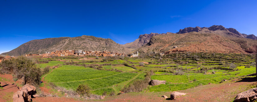 Marokko, Marrakesch-Tensift-El Haouz, Atlasgebirge, Ourika-Tal, Dorf Anammer, Panorama - AMF002722