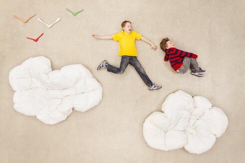 Children jumping over clouds - BAEF000751