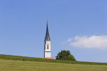 Germany, Bavaria, Upper Bavaria, Soyen, Kirchreit, Church of the Assumption, Church spire - SIEF005861