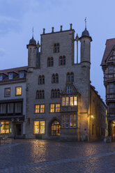 Germany, Lowe Saxony, Hildesheim, Market place, Tempelhaus - PVCF000100