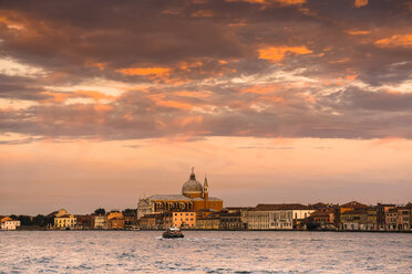 Italien, Venedig, Blick auf Il Redentore - APF000010