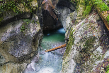 Österreich, Bundesland Salzburg, Tennengau, Hallein, Tauglbach in der Strubklamm - GF000547