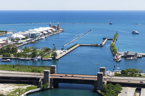 USA, Illinois, Chicago, Michigansee, Navy Pier und Chicago River - FOF006898
