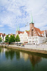 Germany, Schleswig-Holstein, Luebeck, old town, Trave river, Saint Peter's Church and Saint Mary's Church - KRPF001023