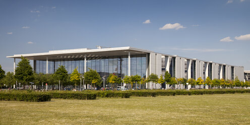 Germany, Berlin, Berlin-Tiergarten, View of Paul Loebe Building - WIF000982