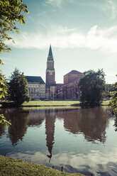 Germany, Schleswig-Holstein, Kiel, Townhall tower and Opera house, Lake Kleiner Kiel - KRPF001059