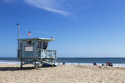 USA, Kalifornien, Santa Monica, Santa Monica State Beach, Rettungsschwimmerkabine - FOF006927