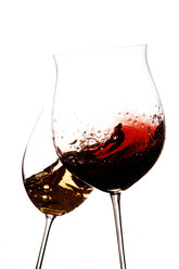 Red wine and white wine being aired - IPF000154