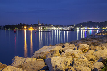 Slovenia, Slovene Littoral, Adriatic coast, Izola, Harbour in the evening - WIF000999