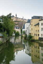 Luxemburg, Luxemburg-Stadt, Fluss Alzette im Stadtviertel Grund - MSF004228