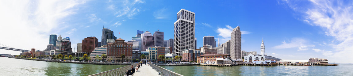 USA, California, San Francisco, Skyline with Pier 14 - FOF007032
