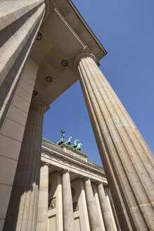 Germany, Berlin, Pariser Platz, Brandenburg Gate, Quadriga - WIF001020
