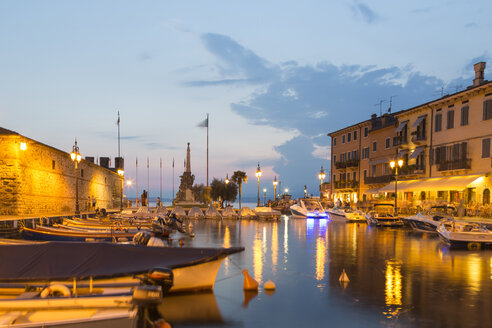 Italy, Lake Garda, Lazise, harbor at blue hour - SARF000831