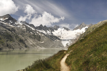 Schweiz, Kanton Bern, Berner Alpen, Oberer Aare-See und Oberer Aare-Gletscher, Weg - SCH000410