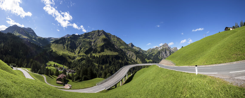 Österreich, Vorarlberg, Hochtannbergpass bei Schroecken - STSF000500