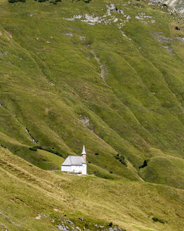 Österreich, Vorarlberg, Warth, Bergkirche - STSF000511