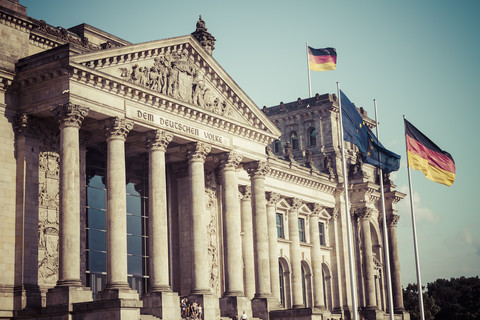 Deutschland, Berlin, Berlin-Tiergarten, Reichstagsgebäude, lizenzfreies Stockfoto