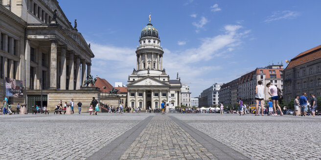 Deutschland, Berlin, Berlin-Mitte, Gendarmenmarkt, Französischer Dom - WIF001053