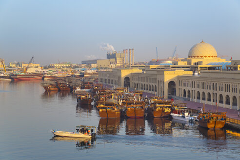 Vereinigte Arabische Emirate, Sharjah, Sharjah Fischmarkt - HSIF000354