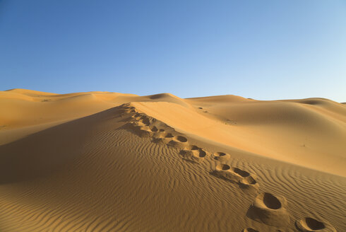 Vereinigte Arabische Emirate, Dubai, Rub al-Khali Wüste, das leere Viertel, Fußabdrücke - HSIF000358