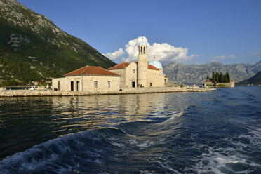 Montenegro, Crna Gora, Insel Gospa od Skrpjela bei Perast in der Bucht von Kotor - ES001381