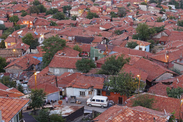 Türkei, Ankara, Blick auf die Stadt, Wohnhaus Gecekondu - SIEF005920