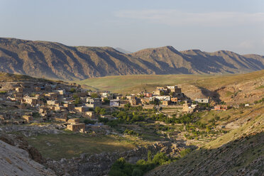 Türkei, Anatolien, Südostanatolien, Tur Abdin, Provinz Batman, Dorf Uecyol im Tigris-Tal - SIEF005969