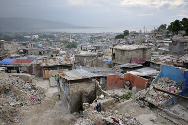 Haiti, Port-au-Prince, Benachteiligtes Gebiet in Fort National - FLK000453