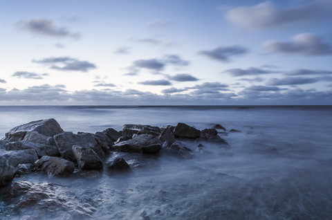 Neuseeland, Südinsel, Hokitika, Sonnenuntergang am Meer, lizenzfreies Stockfoto