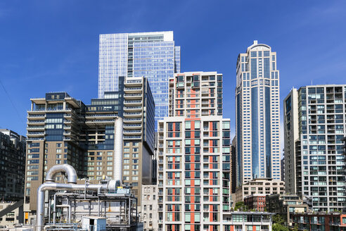 USA, Bundesstaat Washington, Seattle, 1201 Third Avenue Turm und Wolkenkratzer - FOF007180