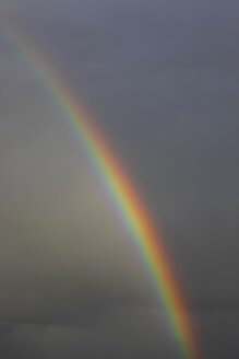 Deutschland, Regenbogen im Sommer - JTF000574