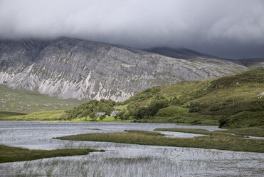 UK, Scotland, Loch Stack with Ben Stack - ELF001316