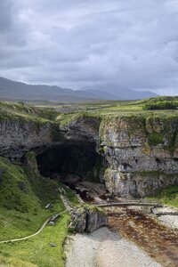 UK, Schottland, Durness, Eingang zur Smoo-Höhle - ELF001318