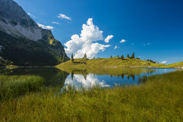 Germany, Bavaria, Allgaeu, Allgaeu Alps, Unterer Gaisalpsee - WGF000467