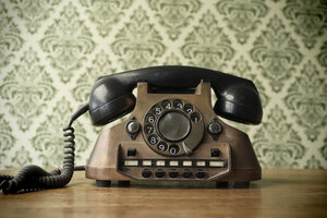 Altes Telefon aus Kupfer - JAWF000045