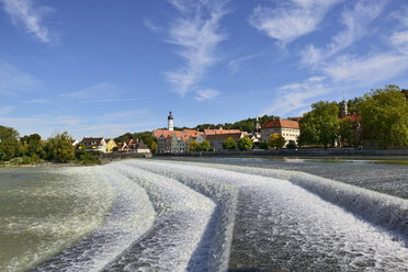 Germany, Bavaria, Upper Bavaria, Werdenfelser Land, Landsberg am Lech, Lech river, weir - LHF000423